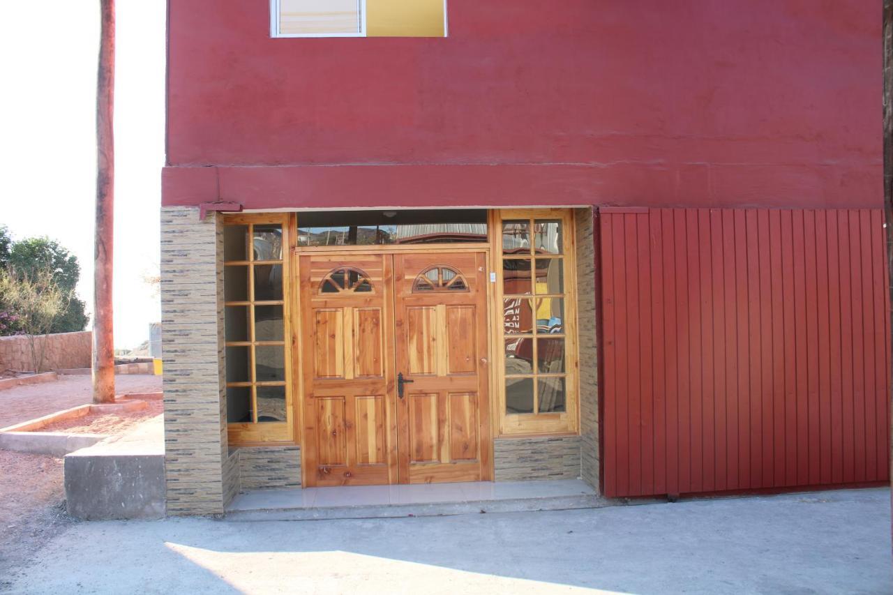 Hostal Beatriz タルタル エクステリア 写真